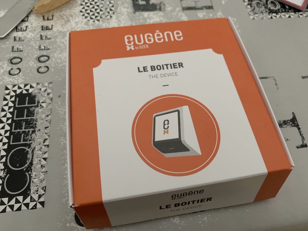 le packaging du boitier Eugène